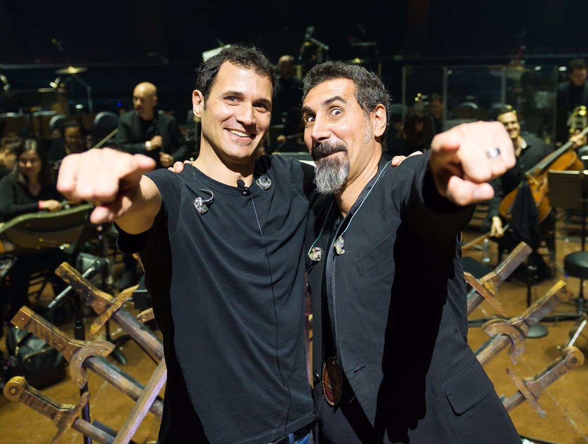 دانلود آهنگ Ramin Djawadi & Serj Tankian - The Rains of Castamere موسیقی سریال Game of Thrones