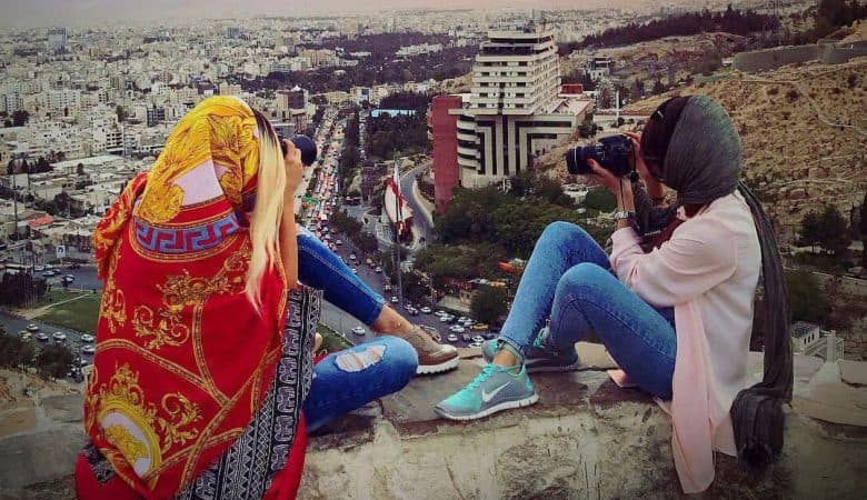 ?اگه رو عابر بانک ها زبان شیرازی نصب بود(خیلییییی باحاله)