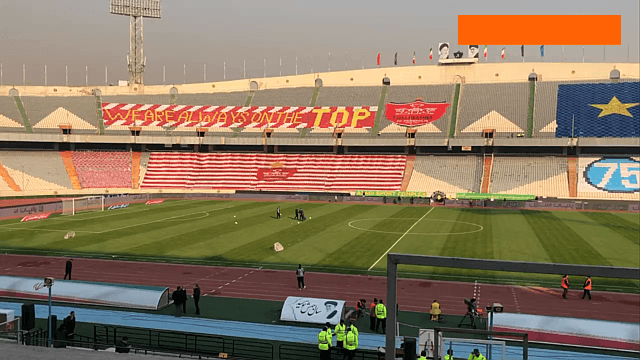 طرح کانون هواداران استقلال و پرسپولیس روی سکوهای خالی آزادی / ویدیو