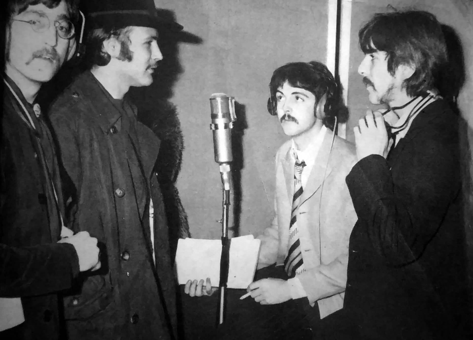 دانلود آهنگ The Beatles - Lovely Rita