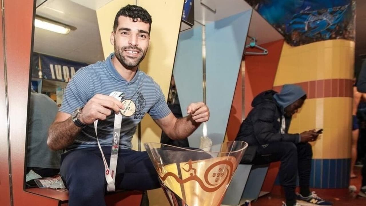 پدر مهدی طارمی: جدایی از پورتو؟ اگر باشگاه های انگلیسی یا اسپانیایی پیشنهاد بدهند