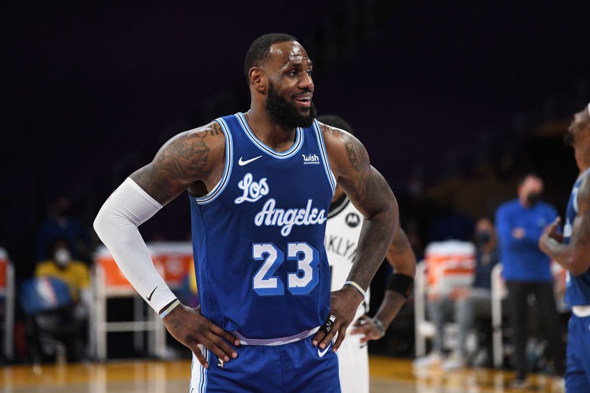 لبران جیمز تبدیل به سومین بازیکن تاریخ NBA شد که به 35 هزار امتیاز در فصل عادی می رسد
