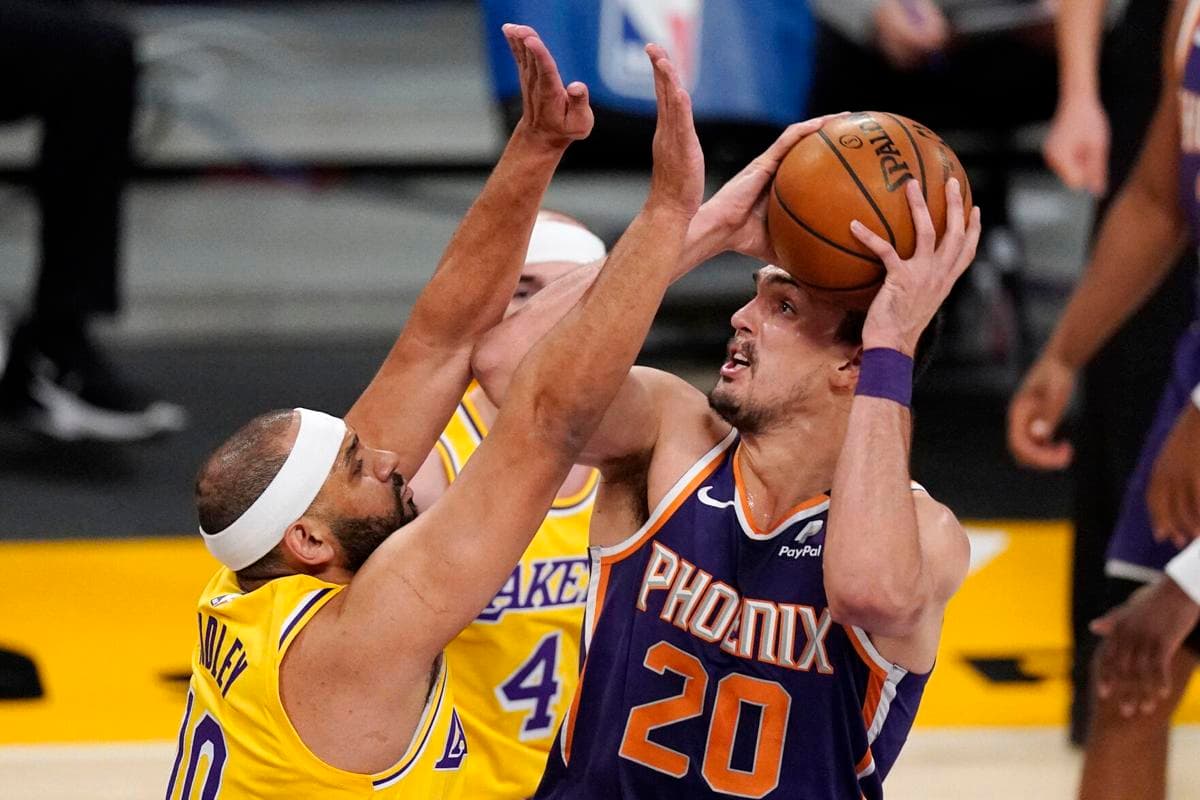 خلاصه بازی لس آنجلس لیکرز 104-114 فینکس سانز (فصل 2020/21 لیگ NBA)
