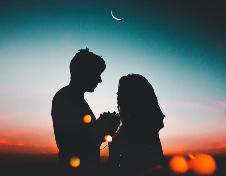 آنچه عشق تو کند شورش محشر نکند ?