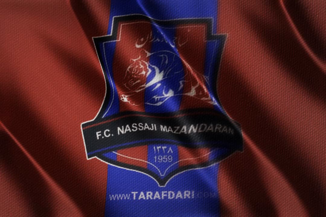 ترکیب نساجی مقابل ماشین سازی