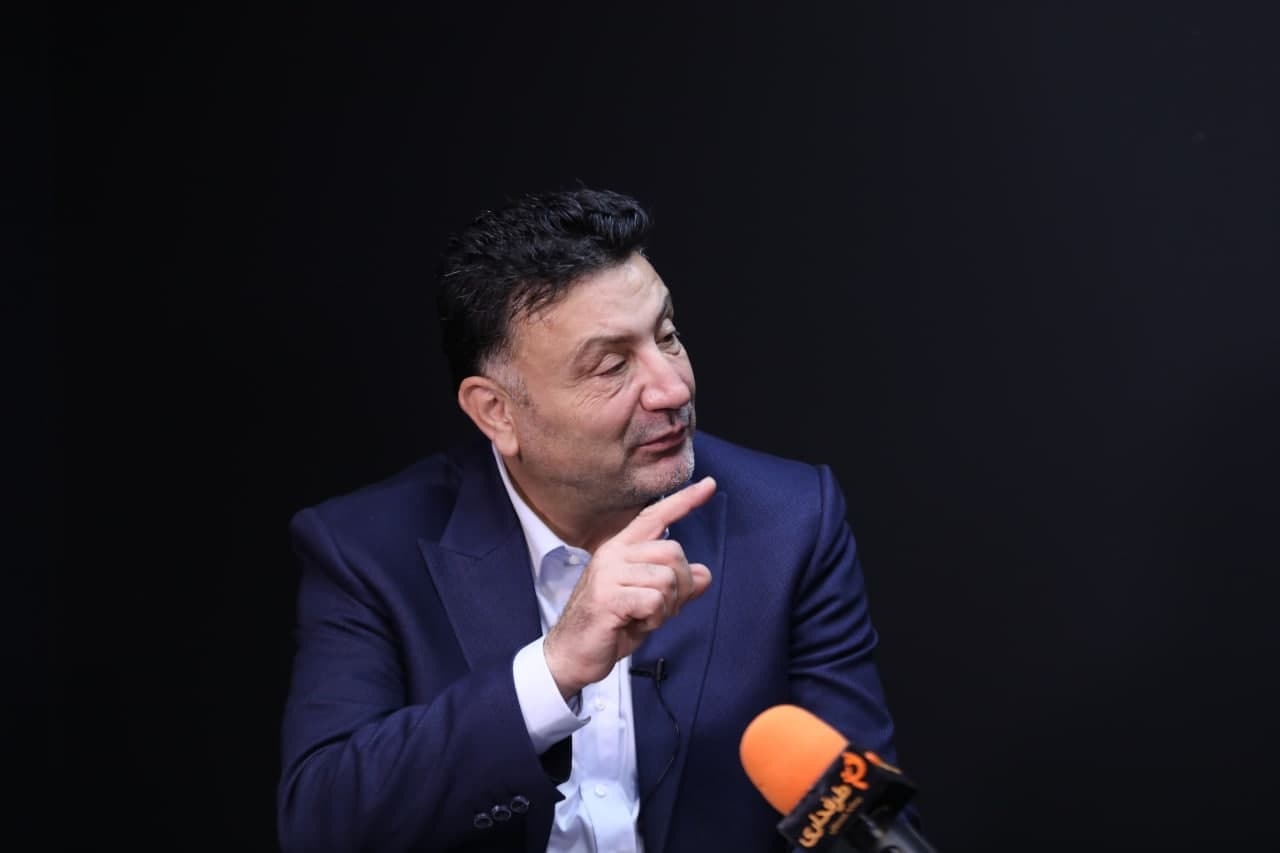 کریم صفایی در طرفداری: در خیابان روی من کلت کشیدند و از دستگیری ام فیلمبرداری کردند!