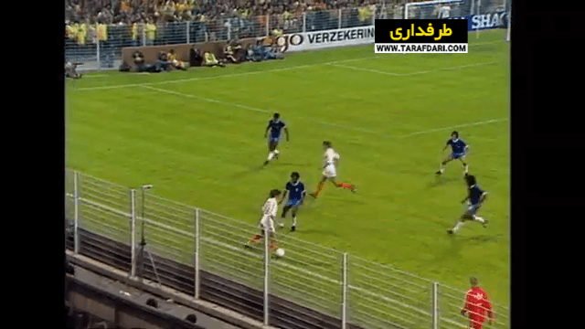 پیروزی 2-0 هلند مقابل برزیل در دور دوم مرحله گروهی و راهیابی به فینال جام جهانی (1974/7/3) / فیلم