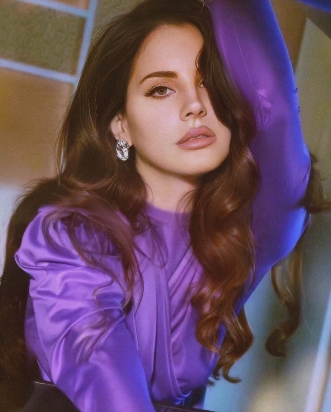 اهنگ summertime sadness از Lana Del Rey با تحلیل و ترجمه 