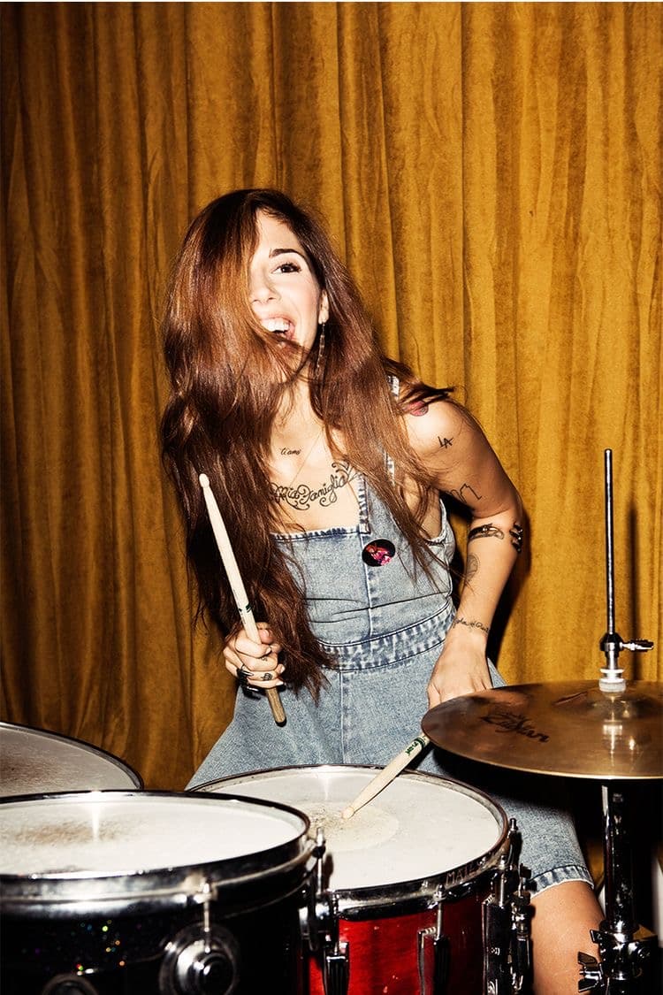 دانلود آهنگ Bang Bang Bang از Christina Perri همراه با متن و ترجمه