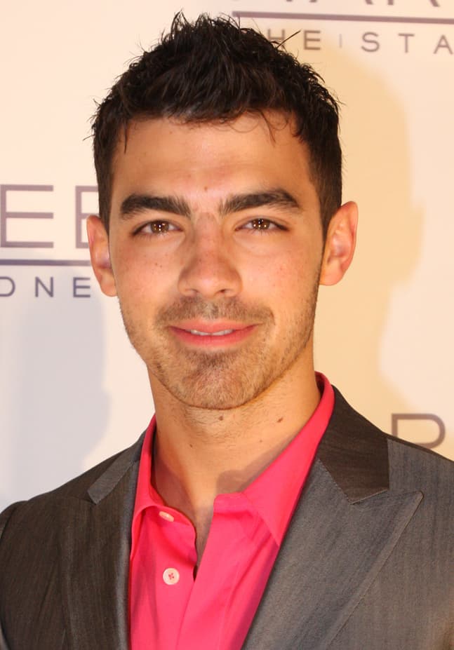 اهنگ joe jonas just in love 